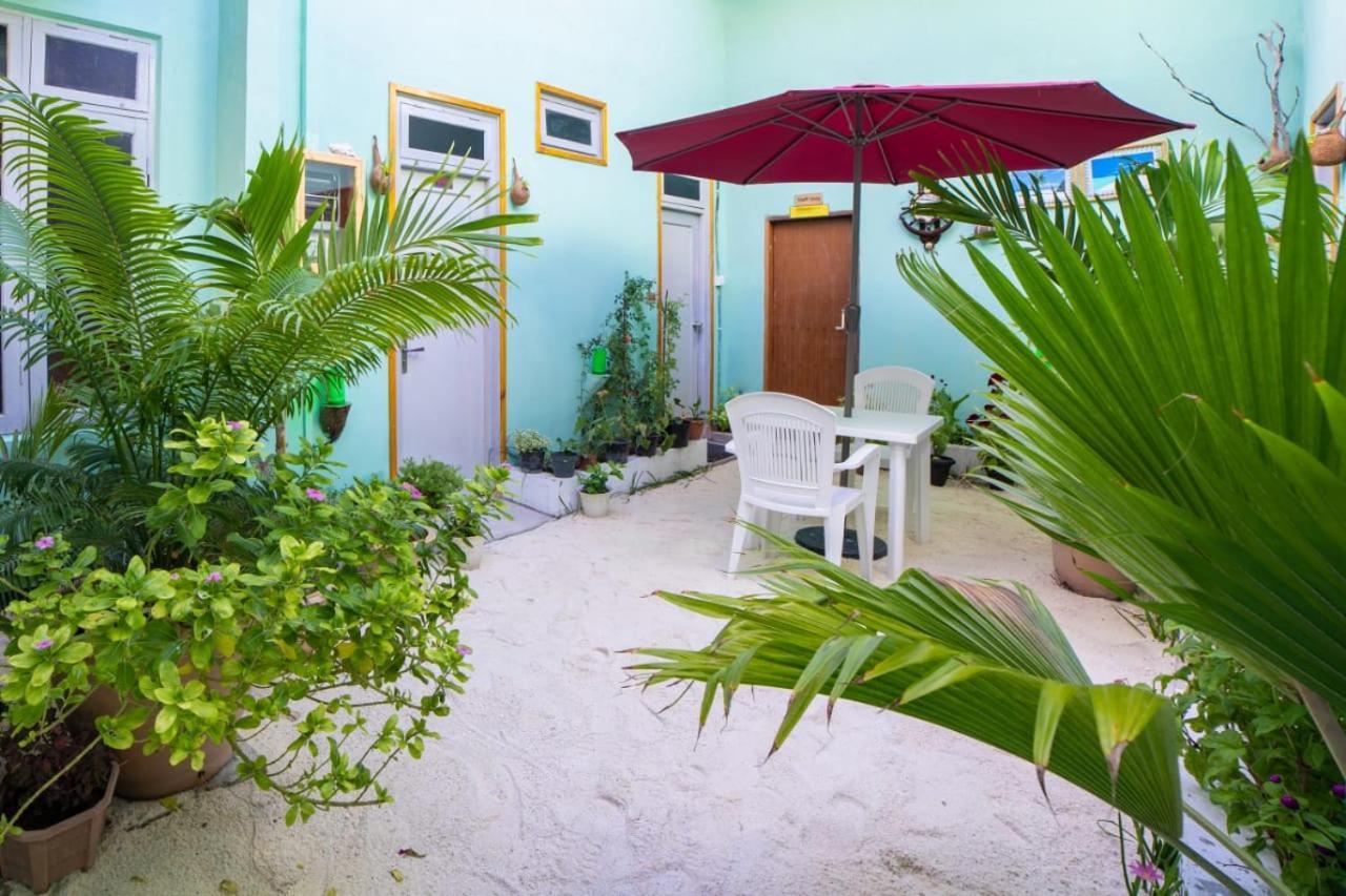 Olhumathi View Inn Ukulhas Island Ngoại thất bức ảnh