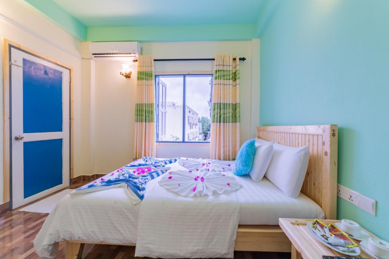 Olhumathi View Inn Ukulhas Island Ngoại thất bức ảnh