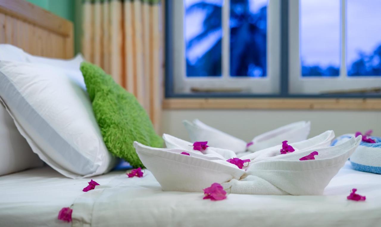 Olhumathi View Inn Ukulhas Island Ngoại thất bức ảnh